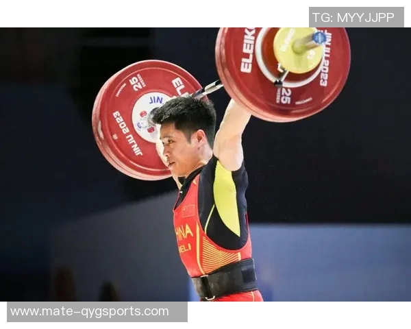 岁月如歌足球传奇老将的荣耀与坚持